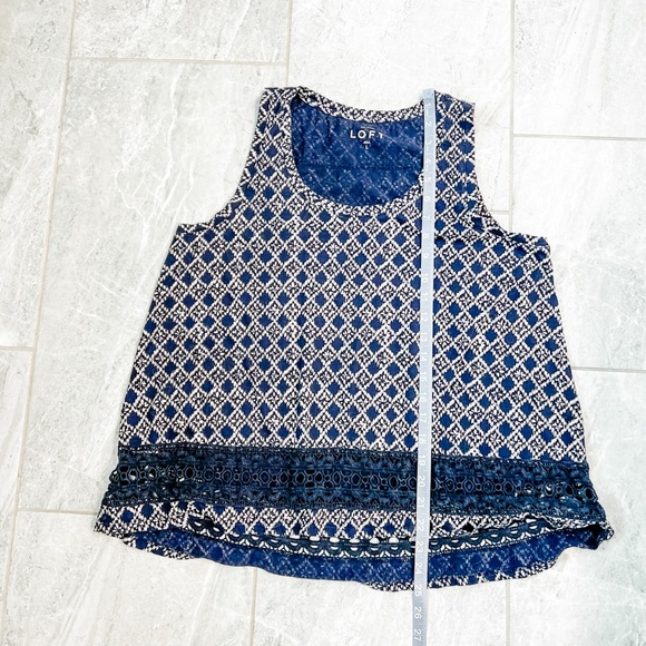 Loft Navy Diamond Graphic Tank Top Embroidered Hem Size Large - Picture 4 of 7